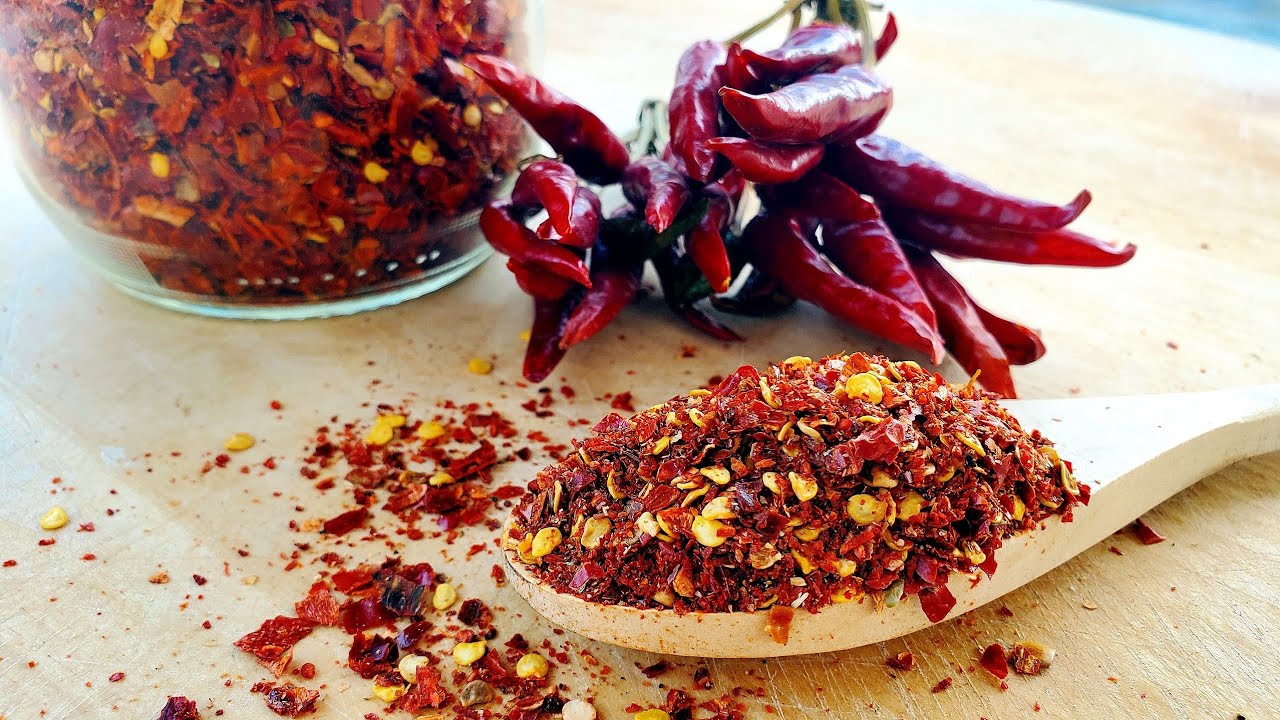 Το έχεις στο σπίτι σαν μπαχαρικό: Αυτό είναι το ιδανικό φάρμακο για το κρυολόγημα, δεν το λέει κανένας γιατρός 1 maxresdefault 3