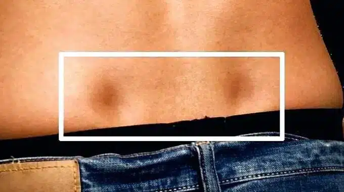 pourquoi certaines personnes ont des fossettes en bas du dos et quest ce que ca signifie .jpg