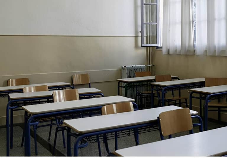 Εpωτικές επαφές με την μαθήτριά του μέσα σε σχολική αίθουσα είχε καθηγητής θρησκευτικών