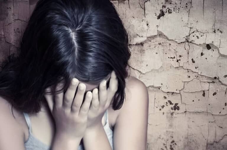 Ιωάννινα: Υπόθεση φρίκης και ανατριχίλας – Η 11χρονη Έλενα, το παιδικό δωμάτιο και ο πατέρας της