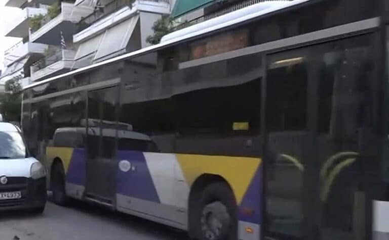 Λεωφορείο τράκαρε με αυτοκίνητο στο Περιστέρι – 3 τραυματίες