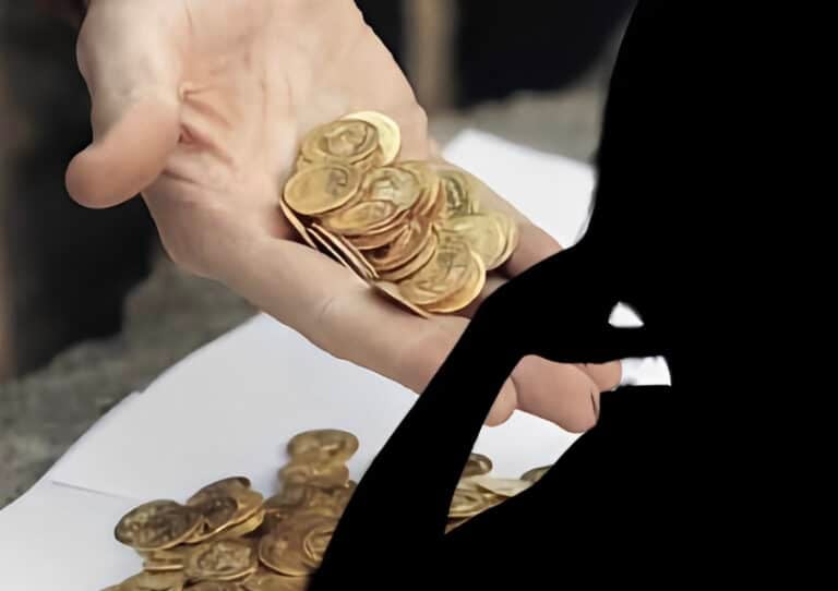 Σοκ για γνωστή οικογένεια: Αντί για χρuσές λίρες, αγόρασαν… κέρματα των είκοσι λεπτών! –  Έχασαν 145.000 εupώ