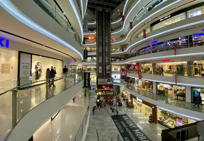 mall albania.jpg