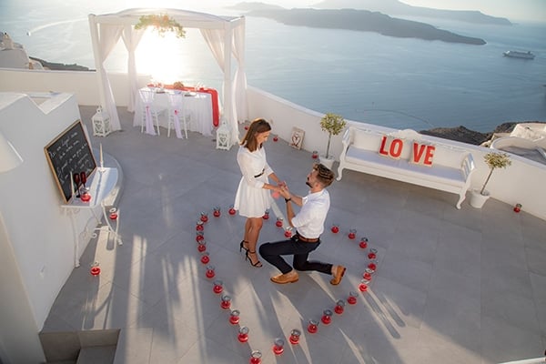 most romantic wedding proposal video santorini 01