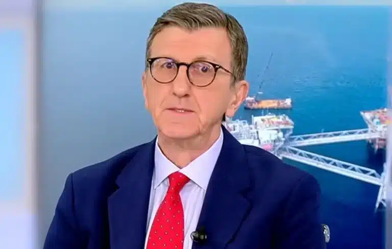 Πορτοσάλτε για την απουσία του τα πρωινά από την τηλεόραση του ΣΚΑΪ: «Αυτό αποφάσισε η διοίκηση, τα αντάρτıκα δεν έχουν καμία σημασία»