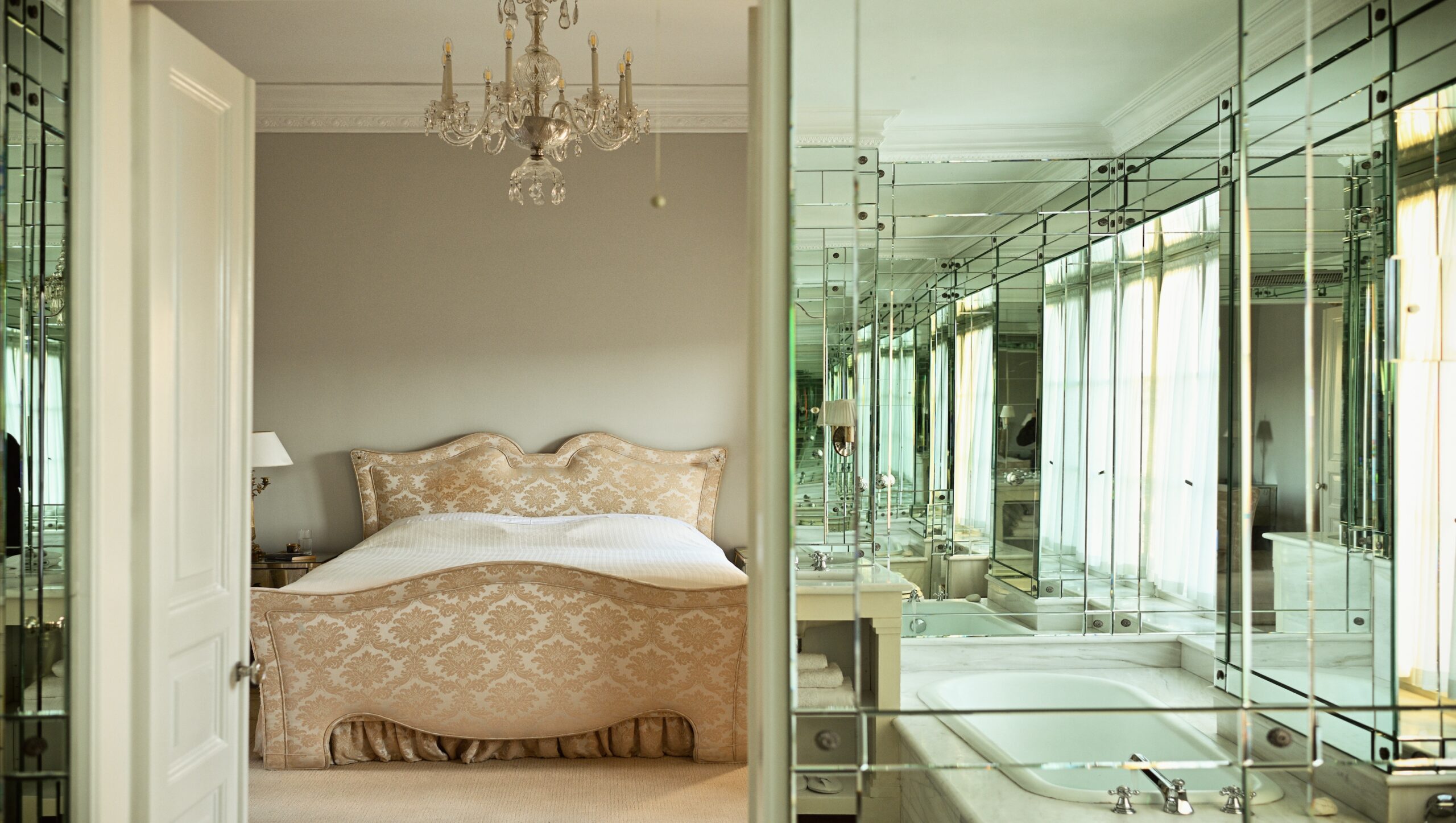sothebys greece acropolis hideaway 2025 01 20 17 17 07 966543 scaled