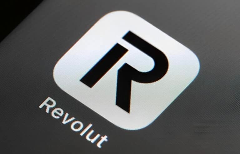 Πολύ κακά μαντάτα για όσους έχουν Revolut στο κινητό τους