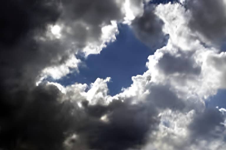 Καιρός: Επιδείνωση τις επόμενες ημέρες με πτώση της θερμοκρασίας και φαινόμενα αστάθειας