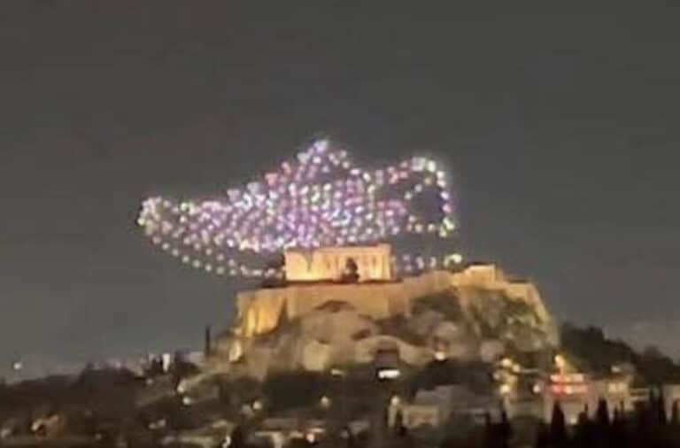 Σάλος με την πασίγνωστη εταιρεία αθλητικών που έκανε διαφήμιση στην Ακρόπολη