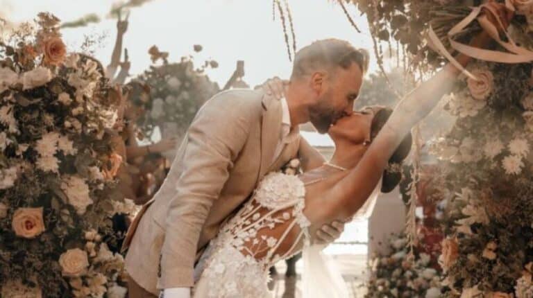 Τραγουδίστρια χώρισε μετά από 8 μήνες γάμου – «Θρήνησα.. τώρα προσπαθώ να σταθώ στα πόδια μου»