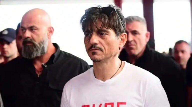 Γιαννακόπουλος: «Χίλιες φορές να με δει η κόρη μου με χειροπέδες παρά να νομίζει ότι δεν την υπερασπίστηκα»