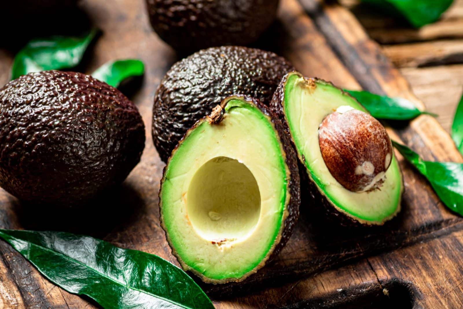 avocadoes 1600x1067 1