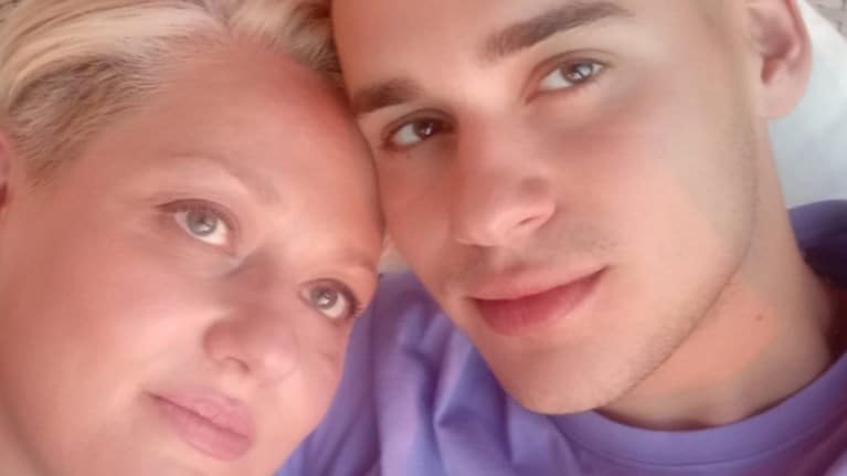 df876a44a5a245d3a71b56650e40766d