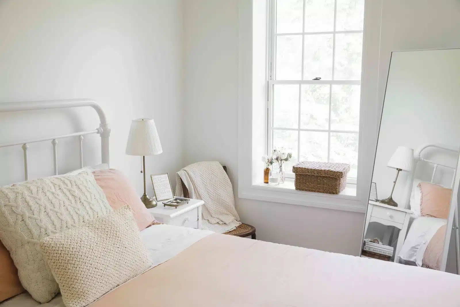 feng shui tips for a mirror faci scaled 1