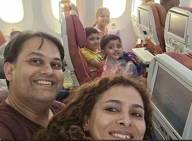 india oikogeneia aeroporiki tragodia1.jpg