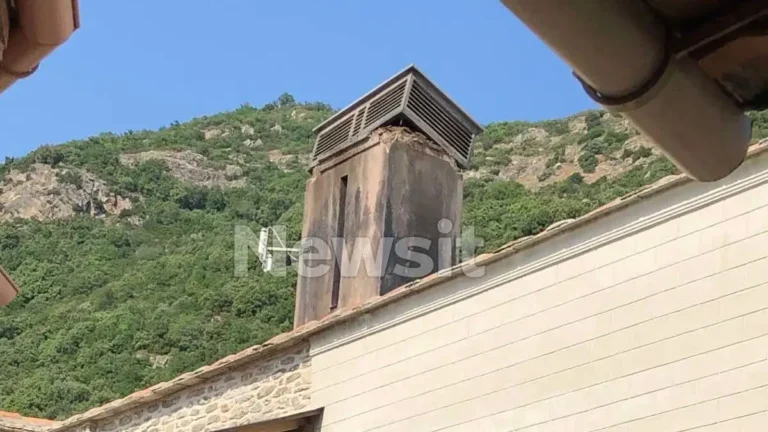 Σεισμός στο Άγιον Όρος: «Έπεσαν καμινάδα και σοβάδες στο μοναστήρι, ήταν ο πιο ισχυρός που έχουμε νιώσει» λέει μοναχός