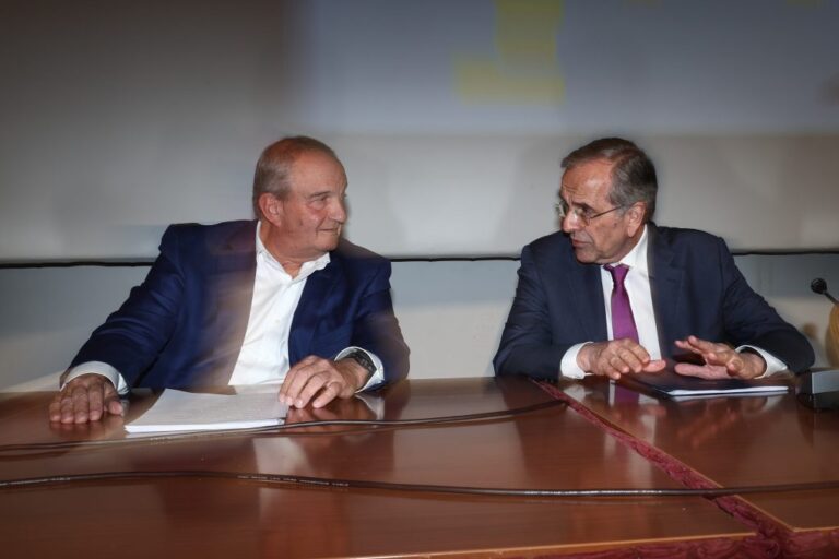 Παρέμβαση Σαμαρά – Καραμανλή για τα εθνικά: «Κίνδυνος για κατάσταση ομηρίας από την Τουρκία»