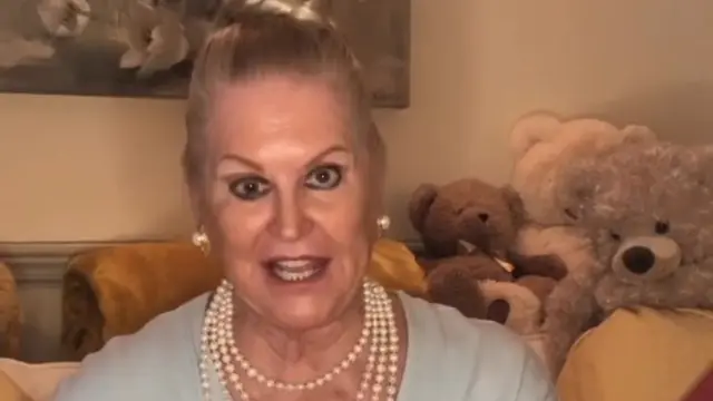 kim woodburn.jpg