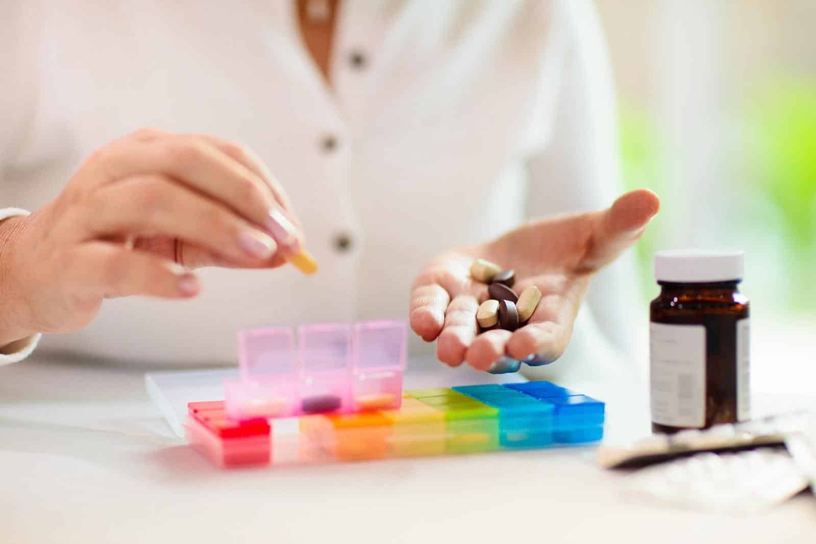 pills sorting 93541 m