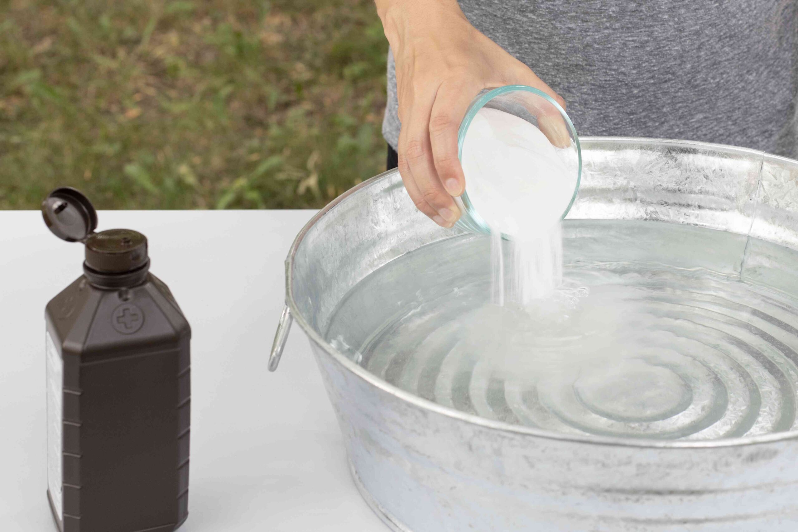 remove skunk odor 2146668 05 7f0b7c18c6d649b38c7616d9633f291e scaled