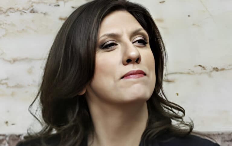 Έξαλλη η Ζωή Κωνσταντοπούλου με τον «βıαστń με την τυρόπιτα» – Τι ζητάει οργισμένη