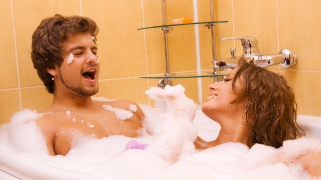 tk surprising things couples actually do in the shower together li6