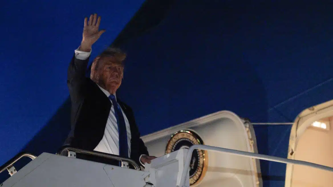 trump air force one mak1