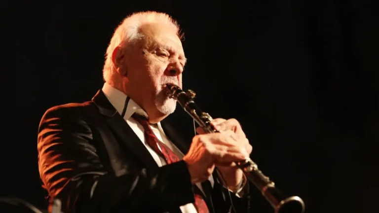«Έφυγε» από τη ζωή ο μεγάλος δεξιοτέχνης του κλαρίνου, Πετρολούκας Χαλκιάς