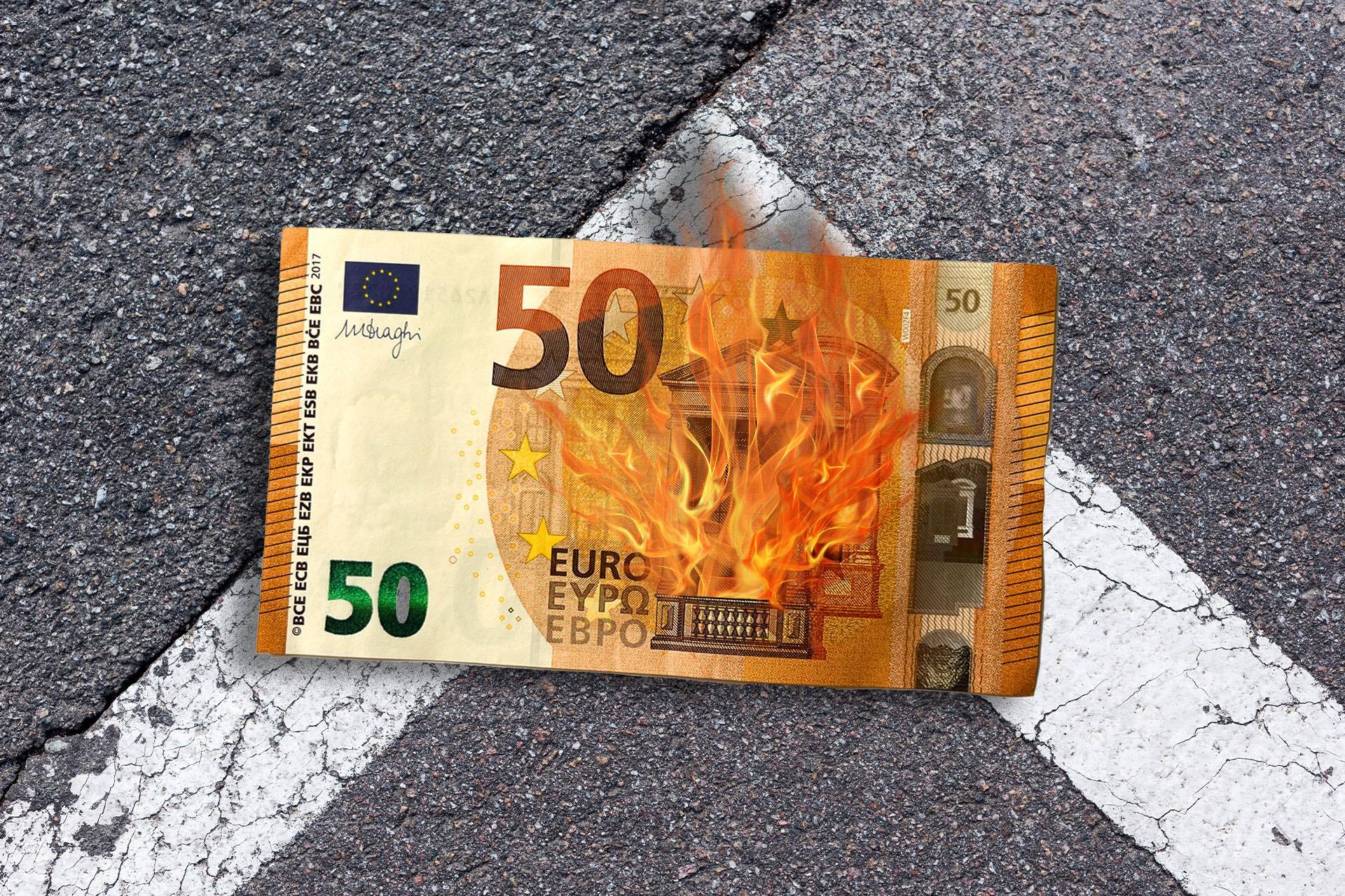 «Ο κανόνας του 50εupου»: Έτσι θα μαζέψεις πολλά χρńματα στην άκρη χωρίς καν να το καταλάβεις 4 euro