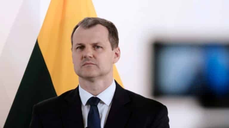 Παραιτήθηκε ο πρωθυπουργός της Λιθουανίας Γκιντάουτας Παλούτσκας λόγω ερευνών για οικονομικά αδικήματα
