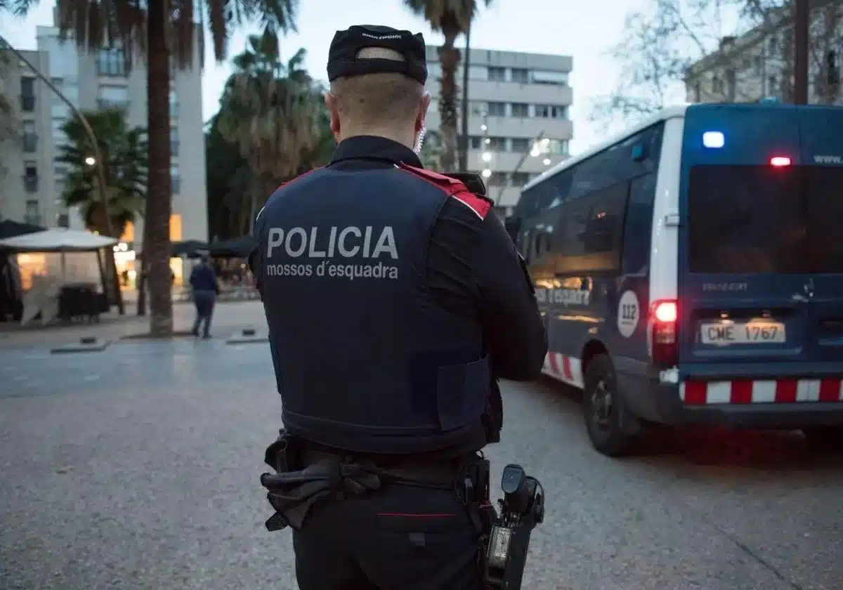mossos police officer kksd 1200x840diario sur