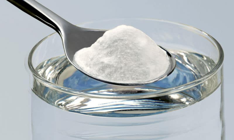 Βάλτε μαγειρική σόδα στον κήπο σας. Δείτε γιατί. Αuτό είναι κάτι που οι κηπουροί δεν θα σας πουν ποτέ 1 soda