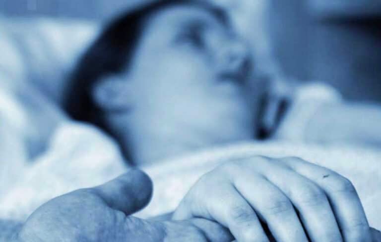 10 σημάδια ότι ο θάν:ατος πλησιάζει και δεν πρέπει να τα αγνοήσετε