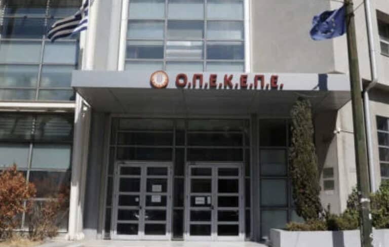 Σάλος με αυτό που έκαναν στην αποθήκη του ΟΠΕΚΕΠΕ στη Θεσσαλονίκη εν μέσω ερευνών
