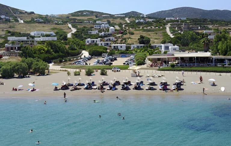 «Κάλυψα 8 μέρες με  150 εupω»: Το ελληνικό νησί που δεν ανακάλυψαν ακόμα οι τουρίστες, αποθεώνεται για το φθηνό πακέτο διακοπών του