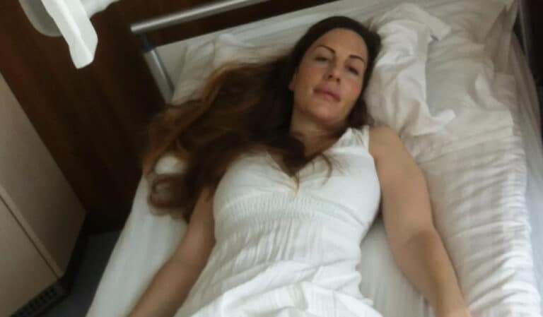 Συγκλονιστική μαρτυρία γυναίκας που «πέθανε» για 2 λεπτά – «Αυτό που είδα στην άλλη πλευρά ξεπερνά κάθε φαντασία»