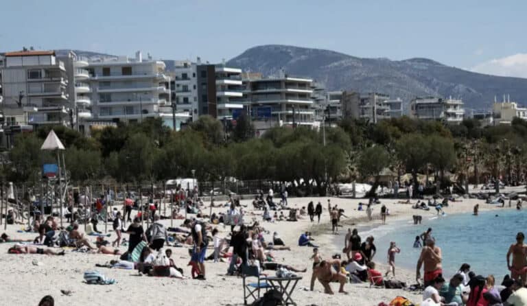 Σύρος δάγκωσε και έκοψε το αυτί Ισραηλινού τουρίστα στην παραλία του Αλίμου