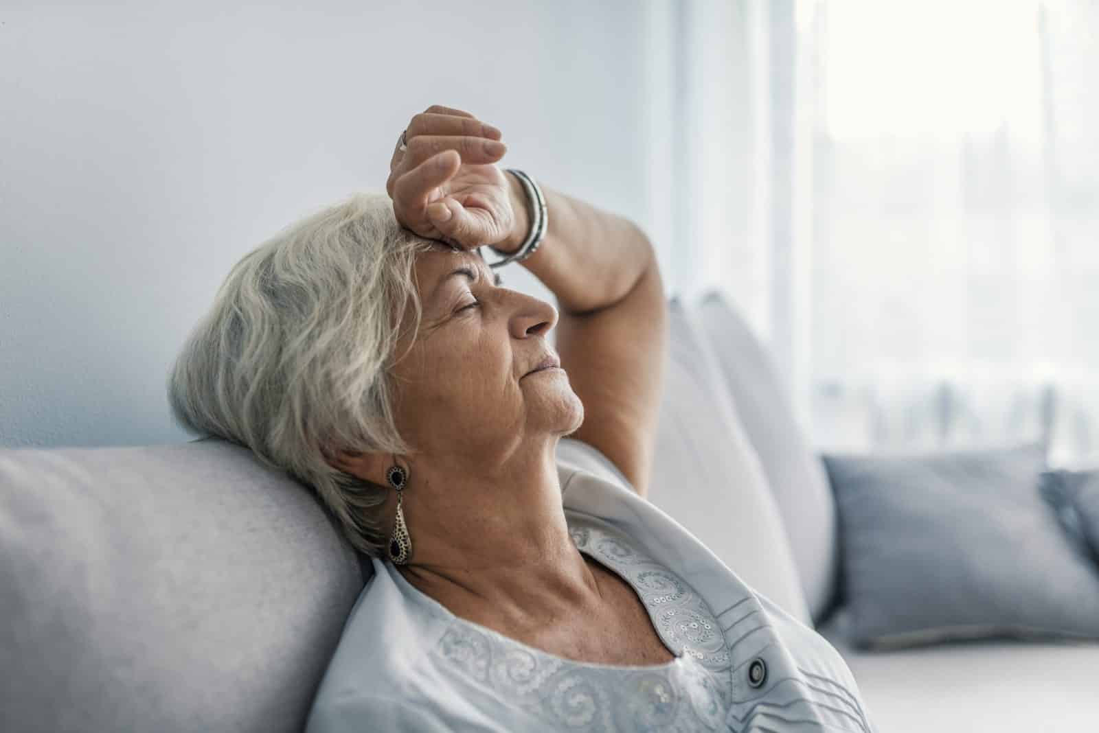 tired senior woman 1600x1068 1