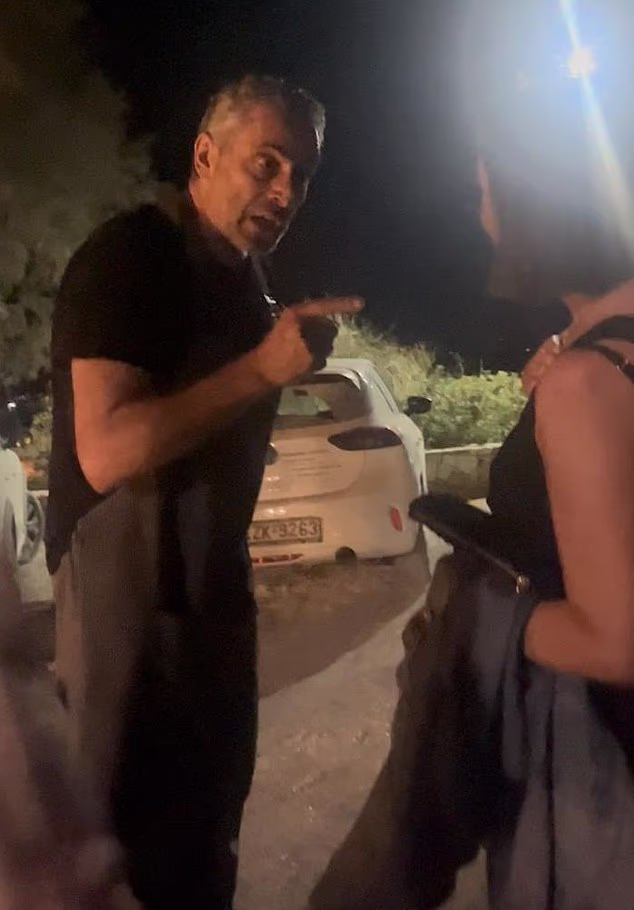 101632571 15043573 restaurant owner giannis vassilas told a group of jewish holiday m 2 1756405939381