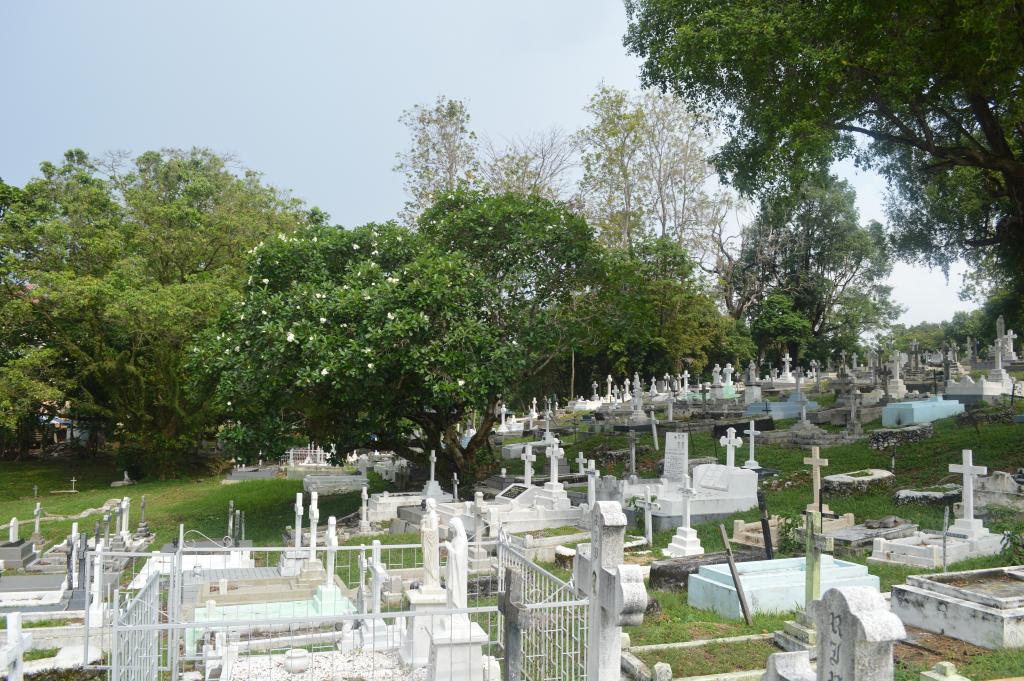 bukit serindet christian cemetery 2509