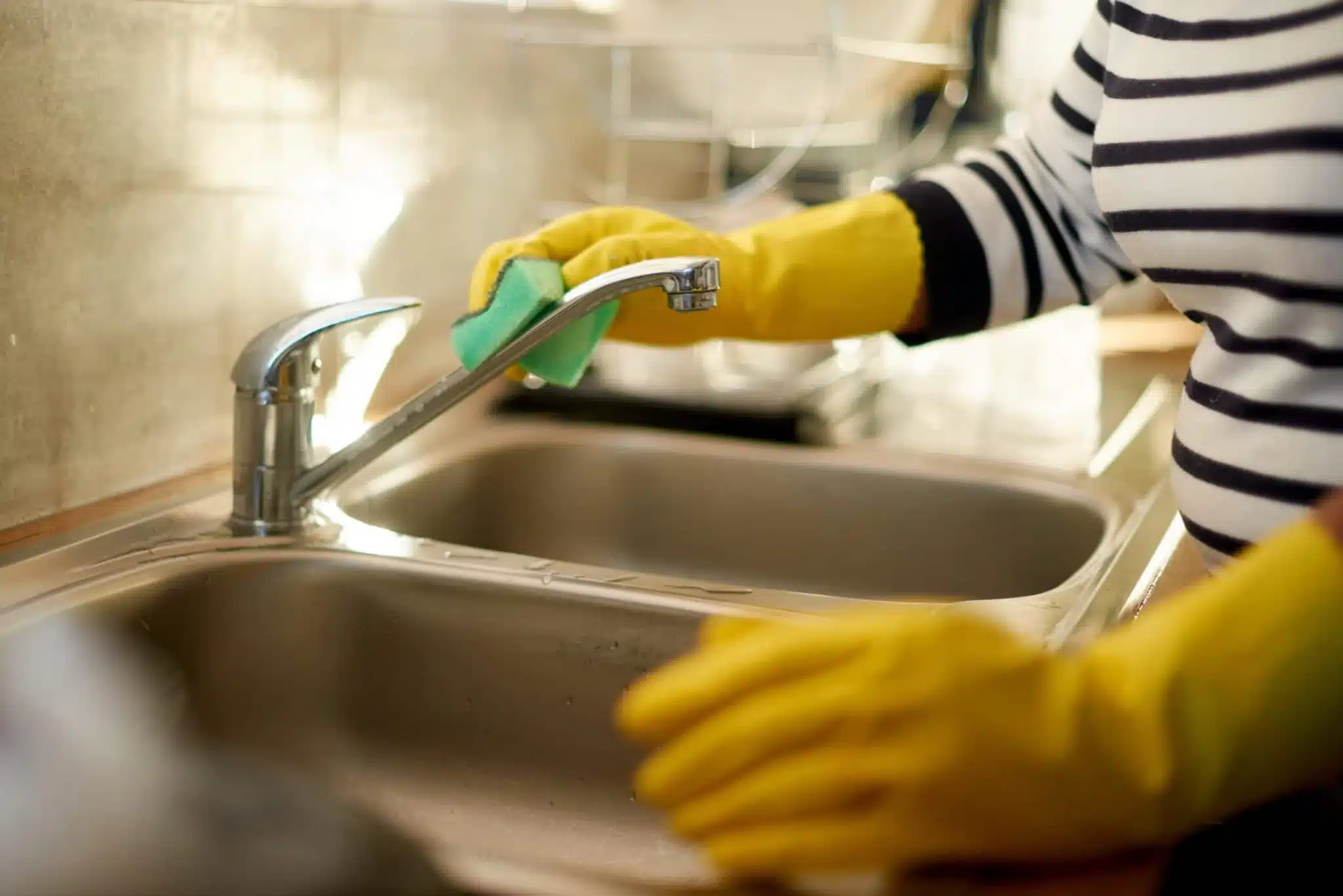 cleaning your sink