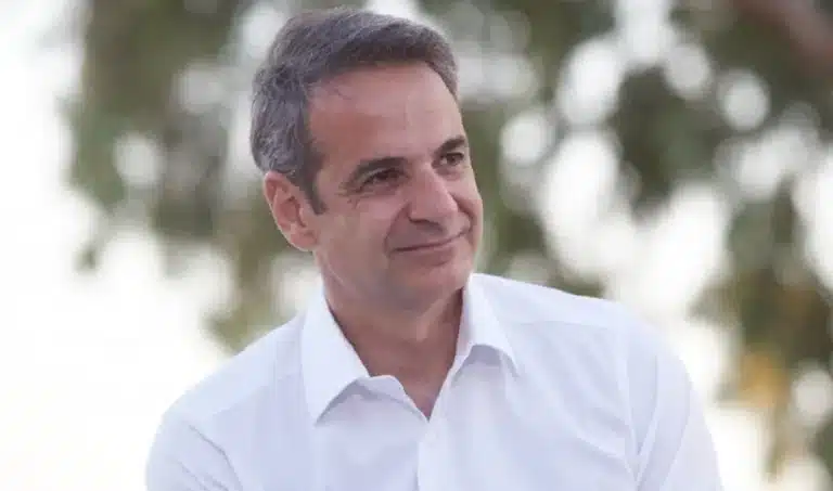 Στη Μύκονο ο Κυριάκος Μητσοτάκης, φιλοξενούμενος του ζεύγους Θεοχαράκη