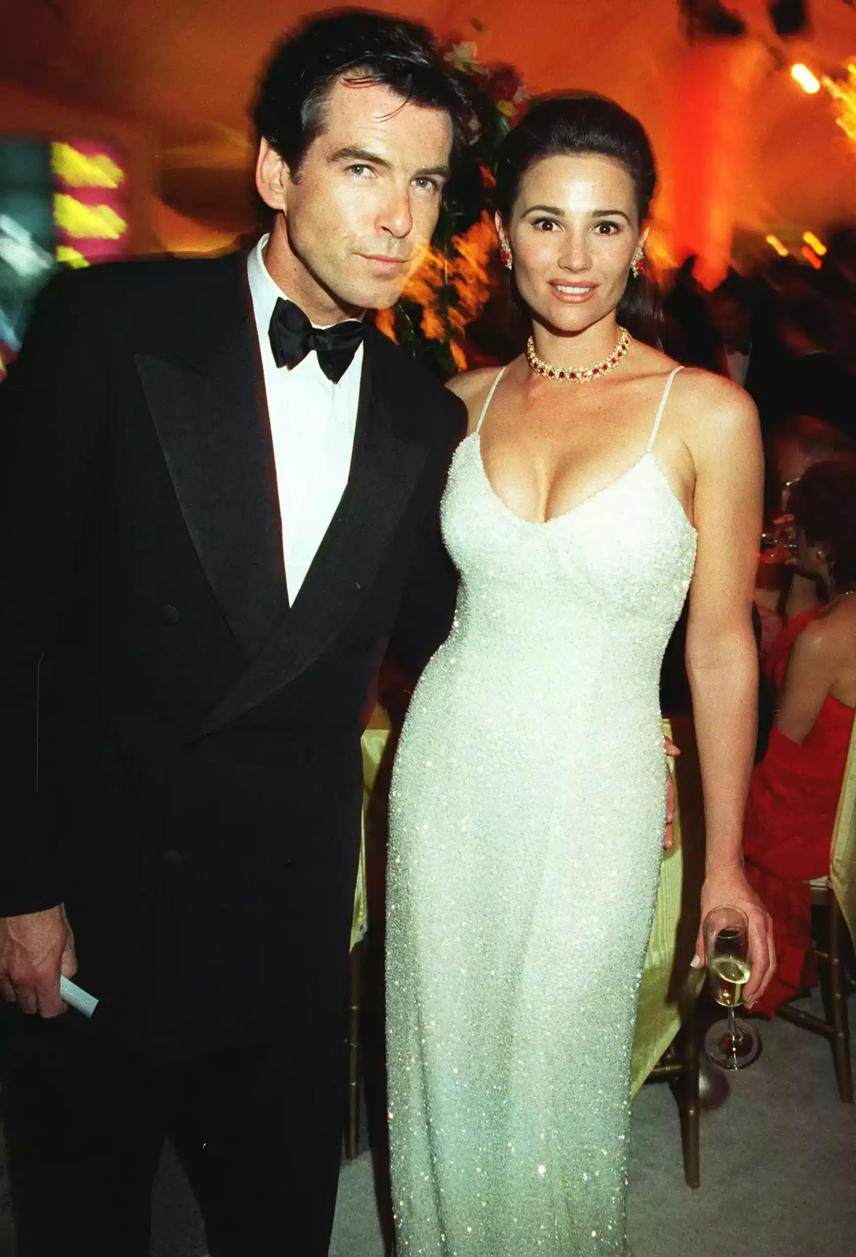 pierce brosnan and keely shaye smith 2 050824 74aae34e007c415185395b2d5ec72b16 scaled