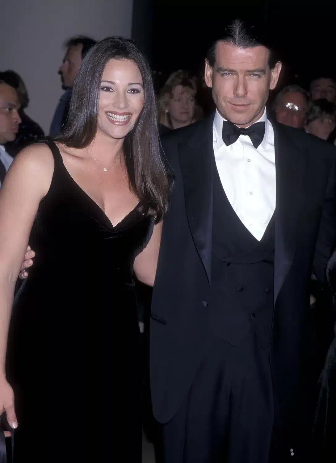 pierce brosnan keely shaye smith 7 050924 9017389879db4df991dc50547a5ecb47