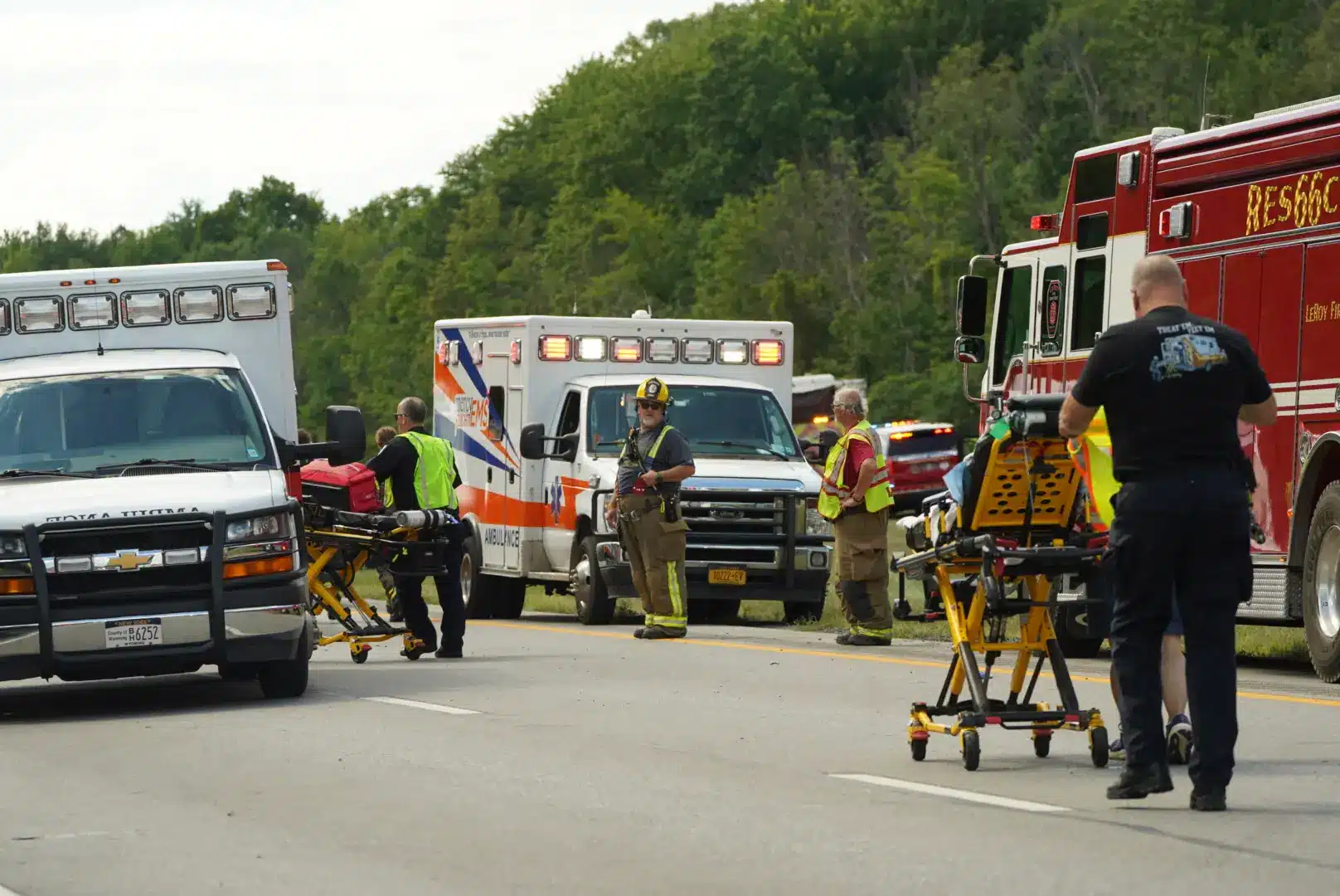 rescue personnel work scene tour 109937549