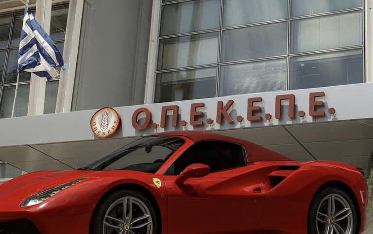 ΟΠΕΚΕΠΕ: Φήμες για «γαλάζια» συντονίστρια – Η απάντηση της Καλλιόπης Σεμερτζίδου