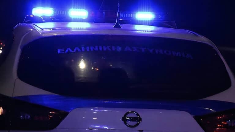 Νέα Ερυθραία: Συνελήφθη αδερφός πασίγνωστης τηλεπαρουσιάστριας μετά από καταδίωξη – Ήταν μεθυσμένος, έσπρωξε αστυνομικό