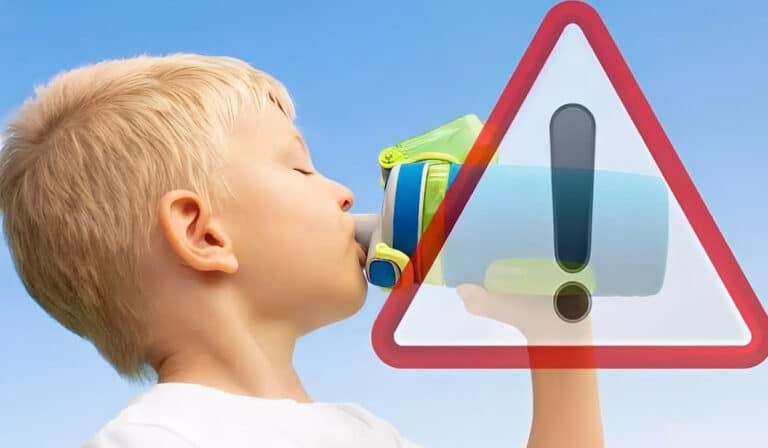 Σοβαρός κίνδυνος πνιγμού από δημοφιλή παιδικά παγούρια που πωλούνται και στην Ελλάδα 