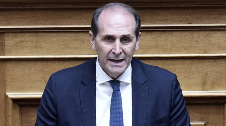 Πέθανε από ανακοπή καρδιάς ο Απόστολος Βεσυρόπουλος