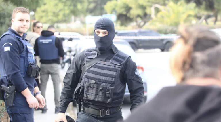 Συντριπτικό πλήγμα στη μαφία της Κρήτης: Μεγάλη αστυνομική επιχείρηση με 48 συλλήψεις – Εμπλέκονται αστυνομικοί και στρατιωτικοί